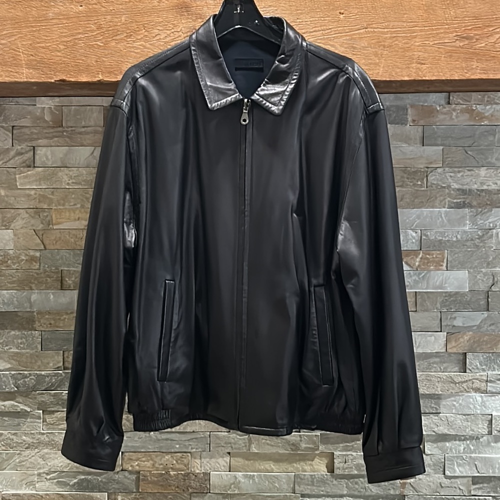 ROBERT COMSTOCK ENDURANCE Men’s Reversible Black Leather Jacket Size 42